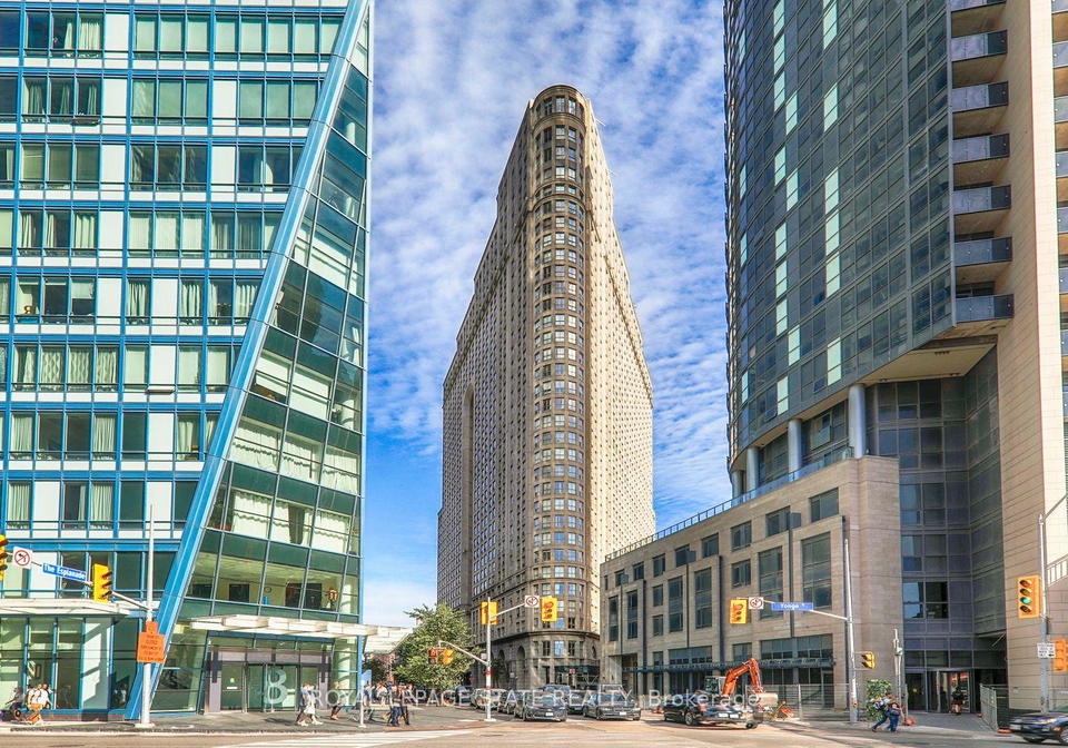 25-the-esplanade-toronto-ontario-c12824642
