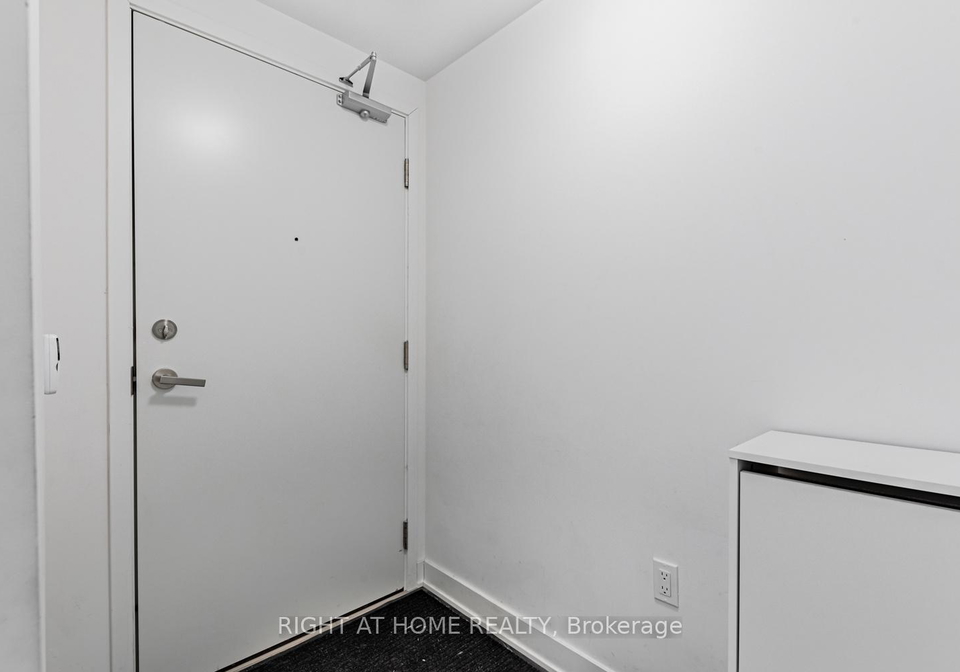 195-redpath-avenue-toronto-ontario-c12824826