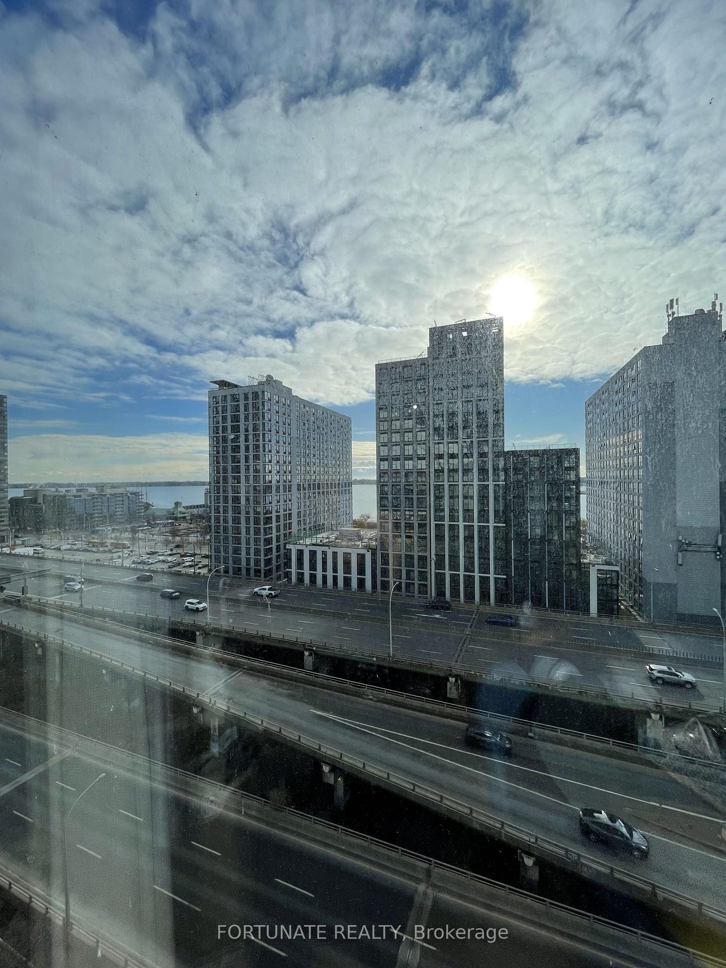 5-mariner-terrace-toronto-ontario-c12824886