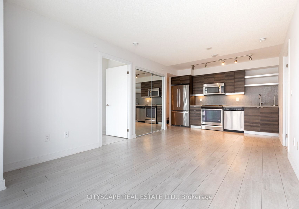 525-adelaide-street-w-toronto-ontario-c12825288