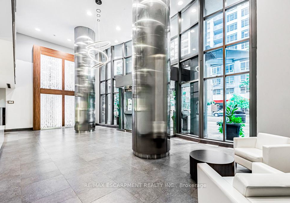 373-front-street-w-toronto-ontario-c12825336