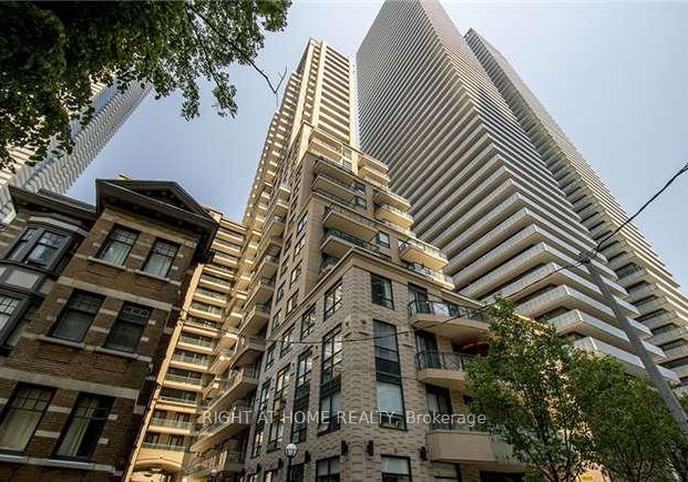 35-hayden-street-toronto-ontario-c12825918