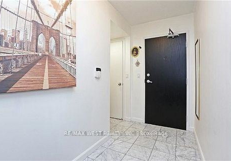 8-park-road-toronto-ontario-c12826234