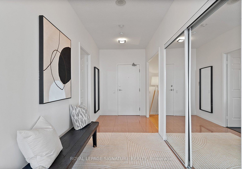 8-hillcrest-avenue-north-york-ontario-c12826846