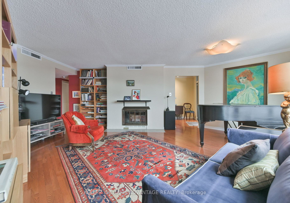55-wellesley-street-e-toronto-ontario-c12827040