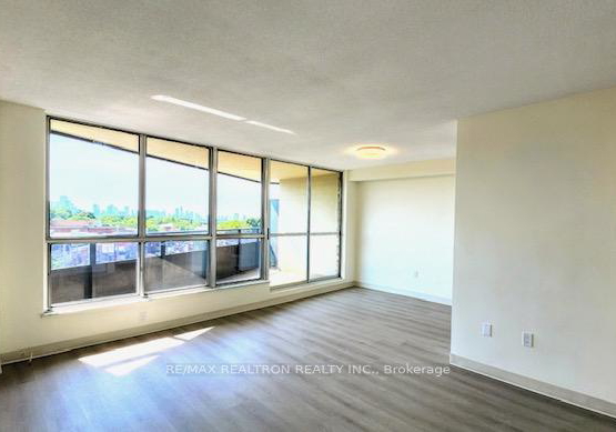 21-vaughan-road-toronto-ontario-c12827182