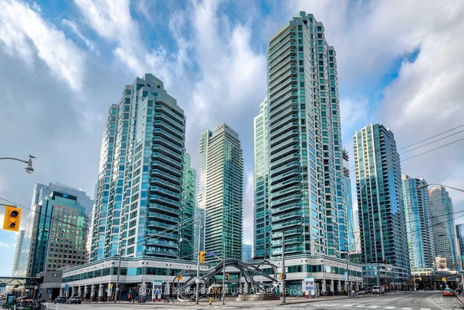 10-queens-quay-w-toronto-ontario-c12828382