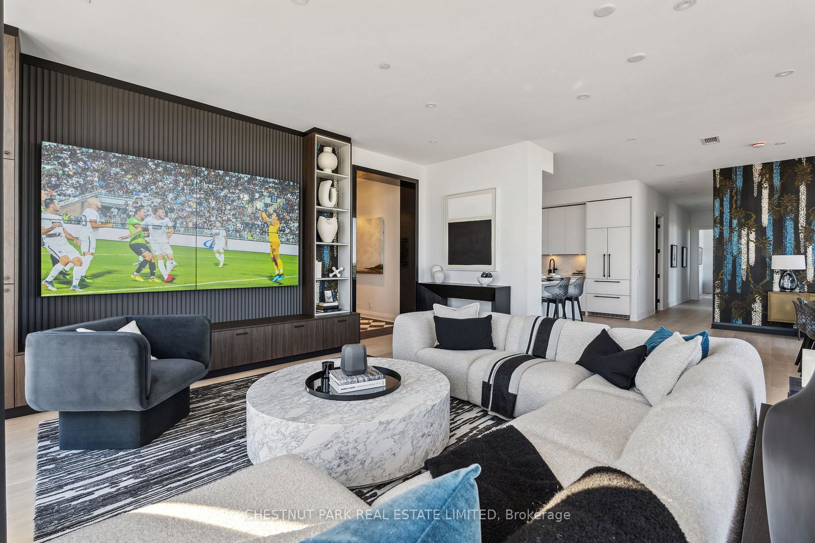33-frederick-todd-way-east-york-ontario-c12828442