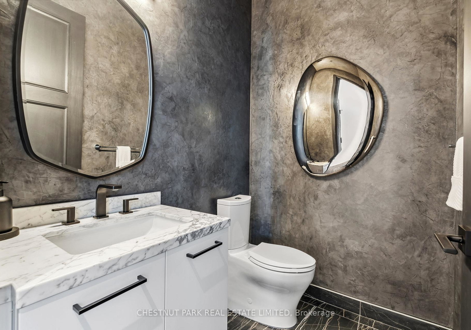 33-frederick-todd-way-east-york-ontario-c12828442