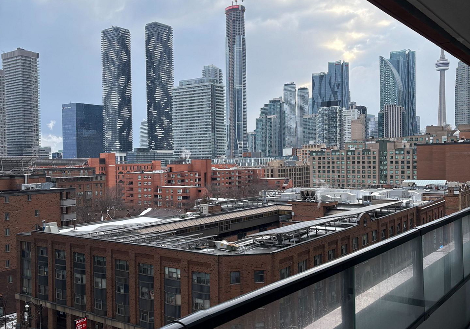 180-front-street-e-toronto-ontario-c12828466