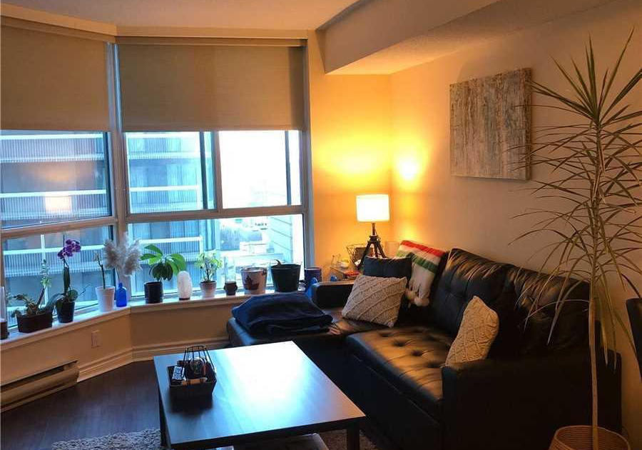 38-elm-street-toronto-ontario-c12828616