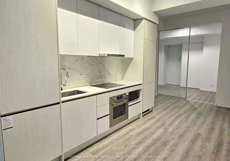 180-front-street-e-toronto-ontario-c12828662