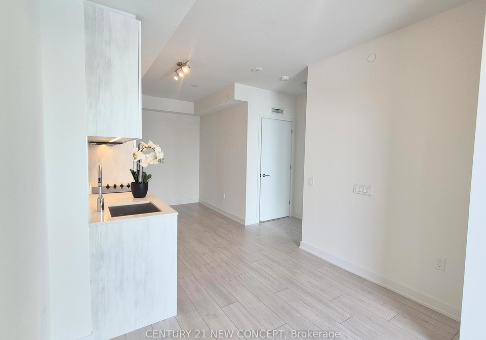 5858-yonge-street-toronto-ontario-c12828862