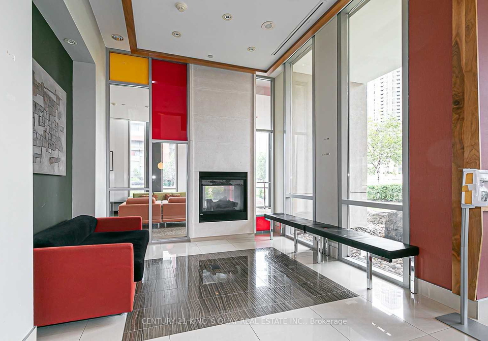 30-canterbury-place-toronto-ontario-c12828878