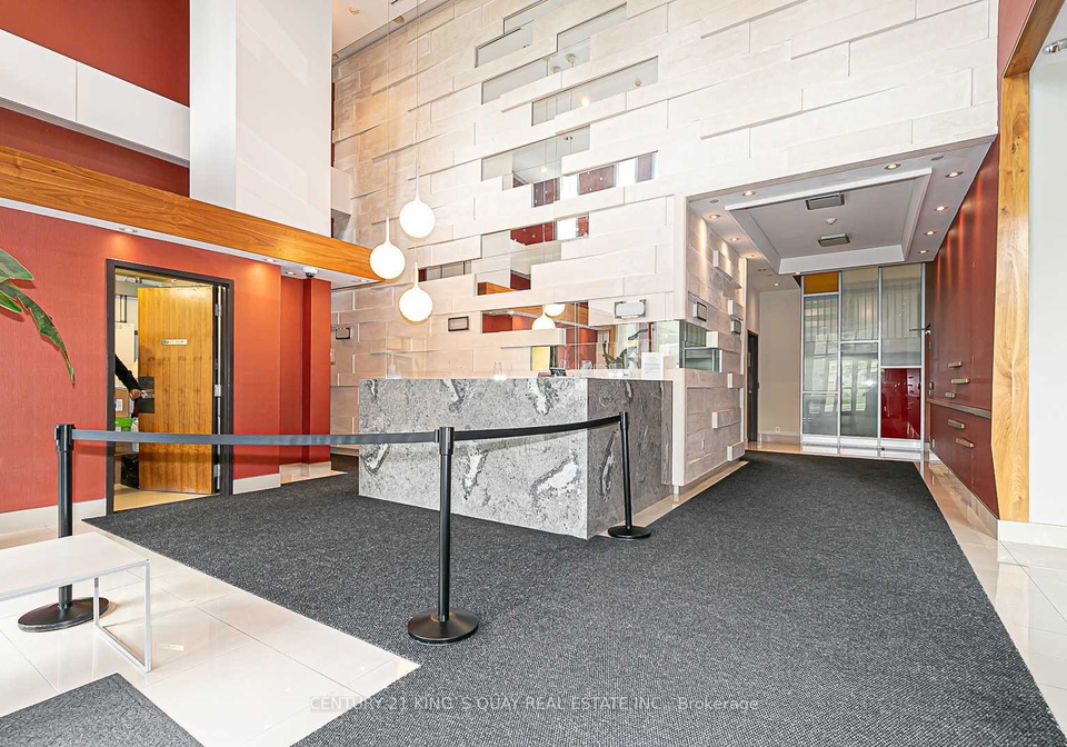 30-canterbury-place-toronto-ontario-c12828878