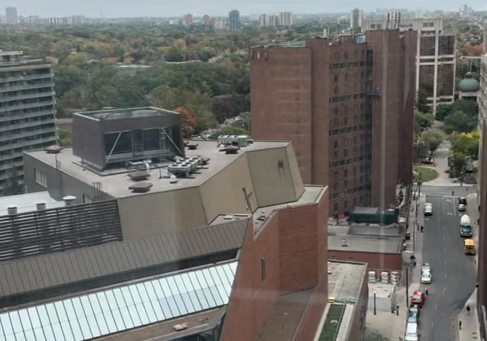 8-cumberland-street-toronto-ontario-c12828944