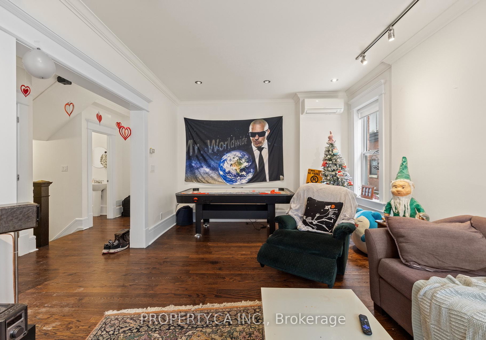 423-palmerston-boulevard-toronto-ontario-c12829204