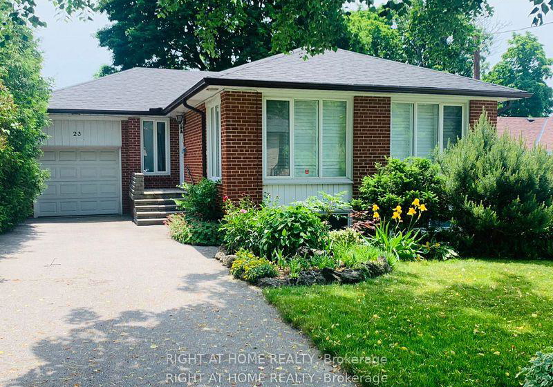 23-fenelon-drive-north-york-ontario-c12829286