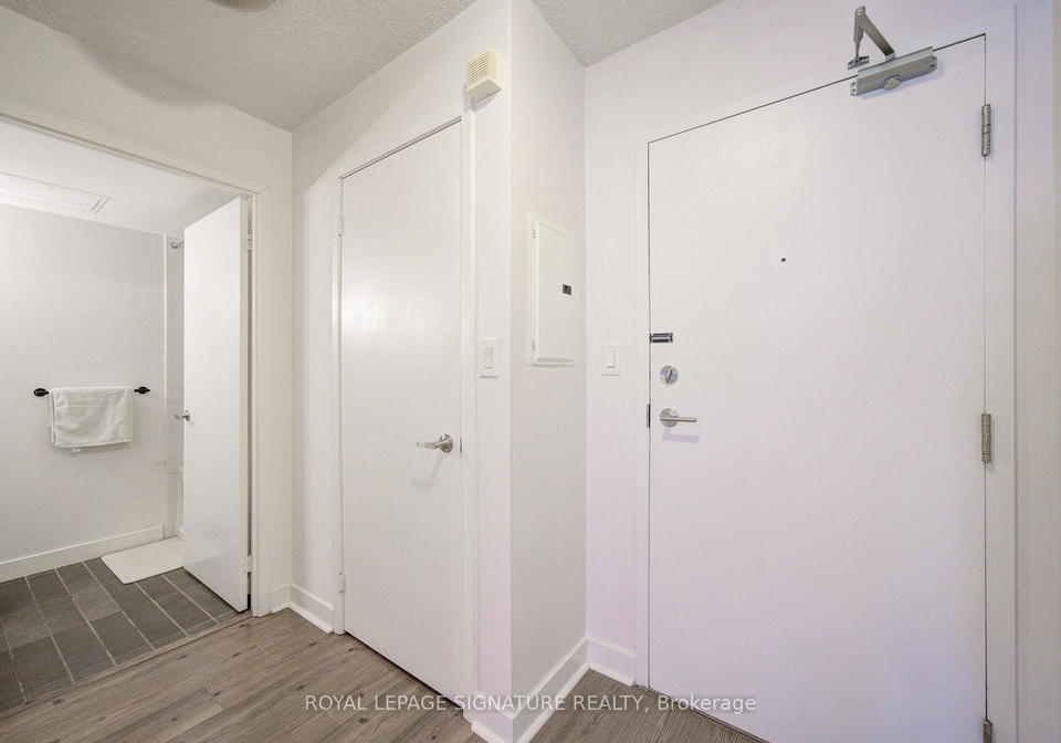 4k-spadina-avenue-e-toronto-ontario-c12829778