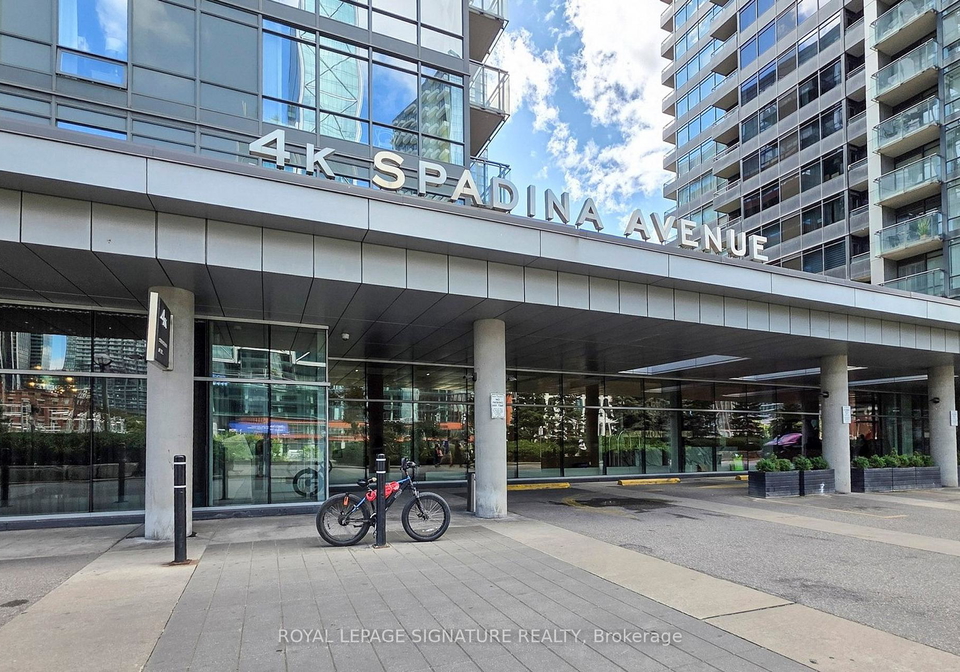 4k-spadina-avenue-e-toronto-ontario-c12829778
