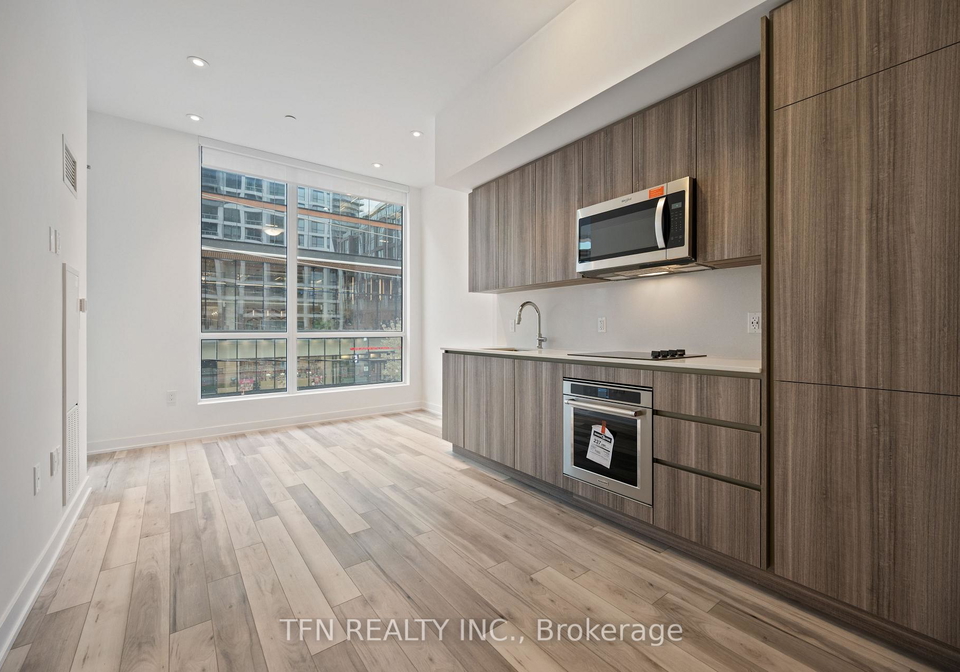 15-richardson-street-toronto-ontario-c12829860