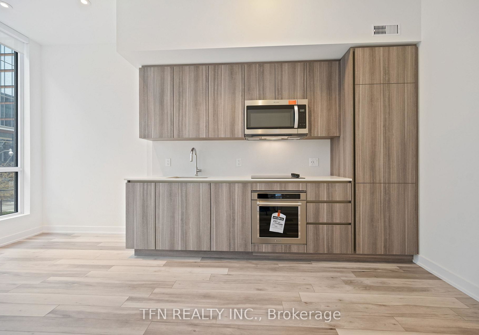 15-richardson-street-toronto-ontario-c12829860