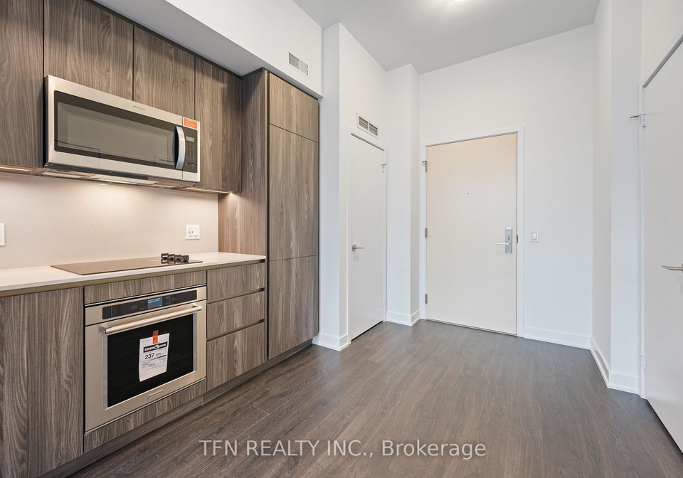 15-richardson-street-toronto-ontario-c12829868