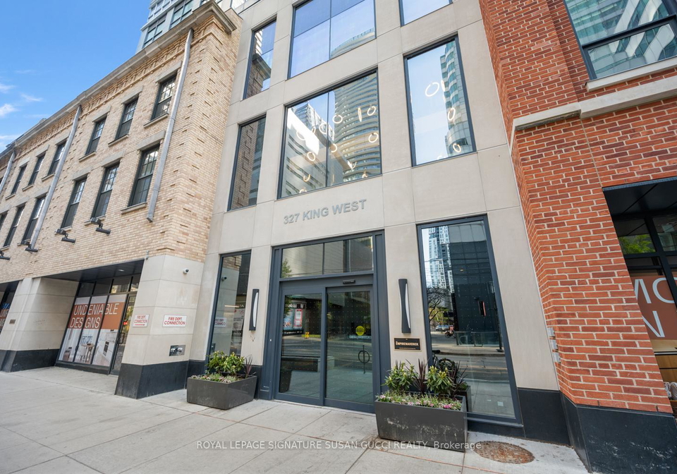 327-king-street-w-toronto-ontario-c12830144