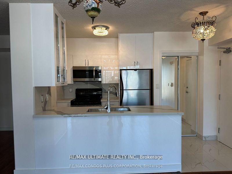 5-mariner-terrace-toronto-ontario-c12830284