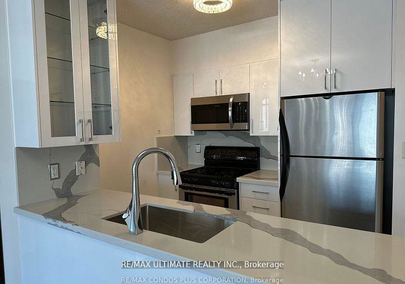 5-mariner-terrace-toronto-ontario-c12830284