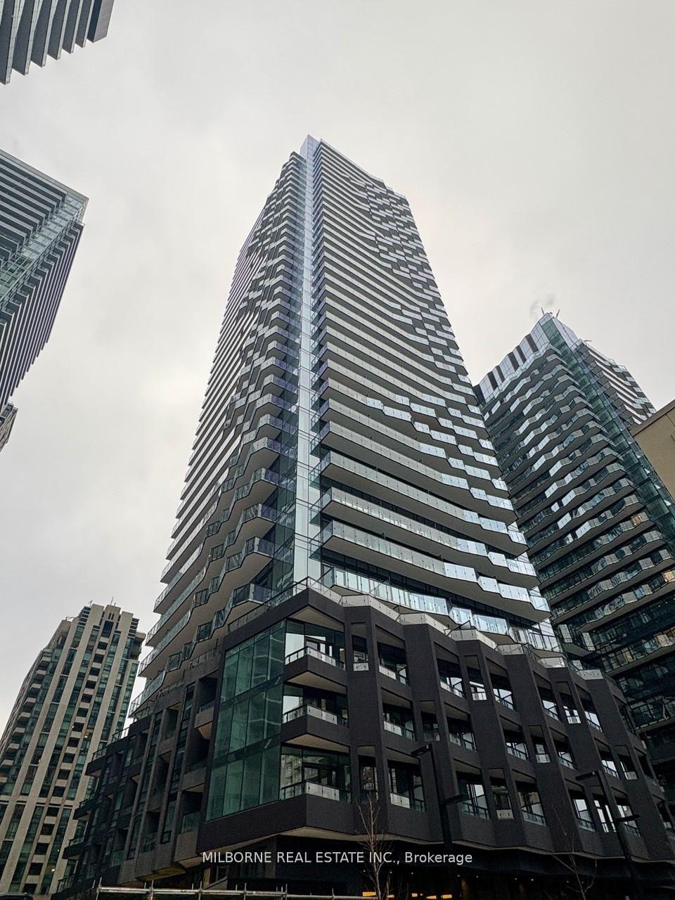 110-broadway-avenue-toronto-ontario-c12830302