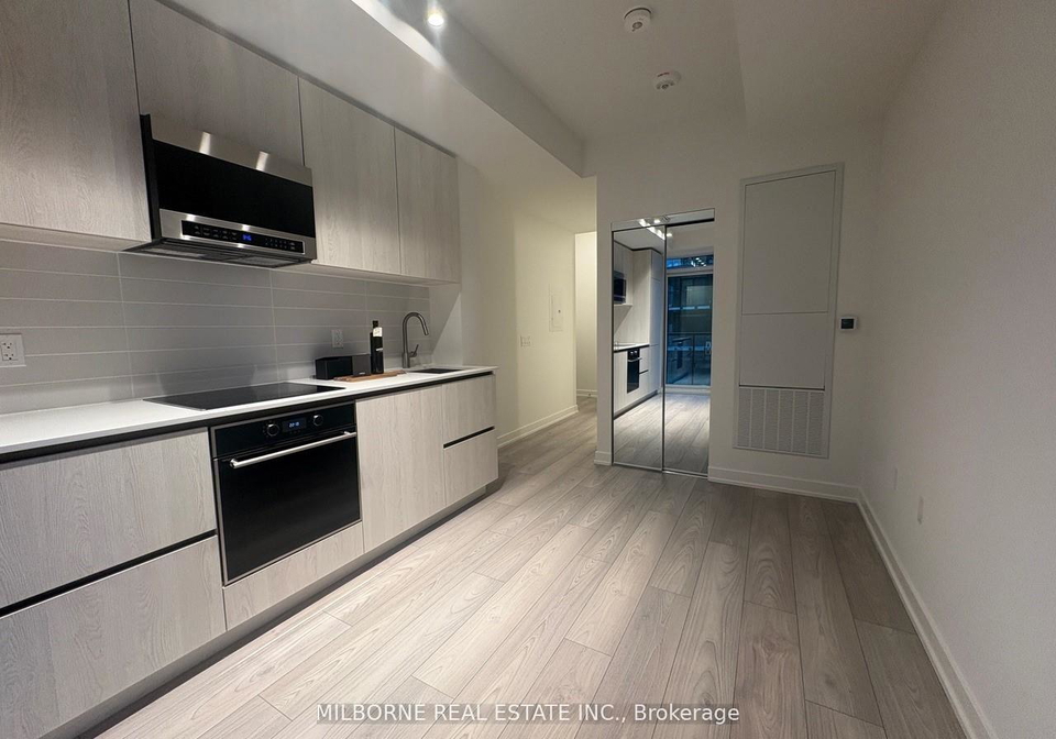 110-broadway-avenue-toronto-ontario-c12830302