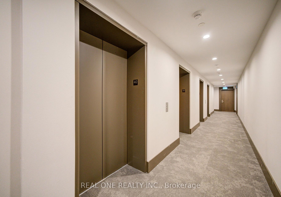 39-roehampton-avenue-toronto-ontario-c12830442