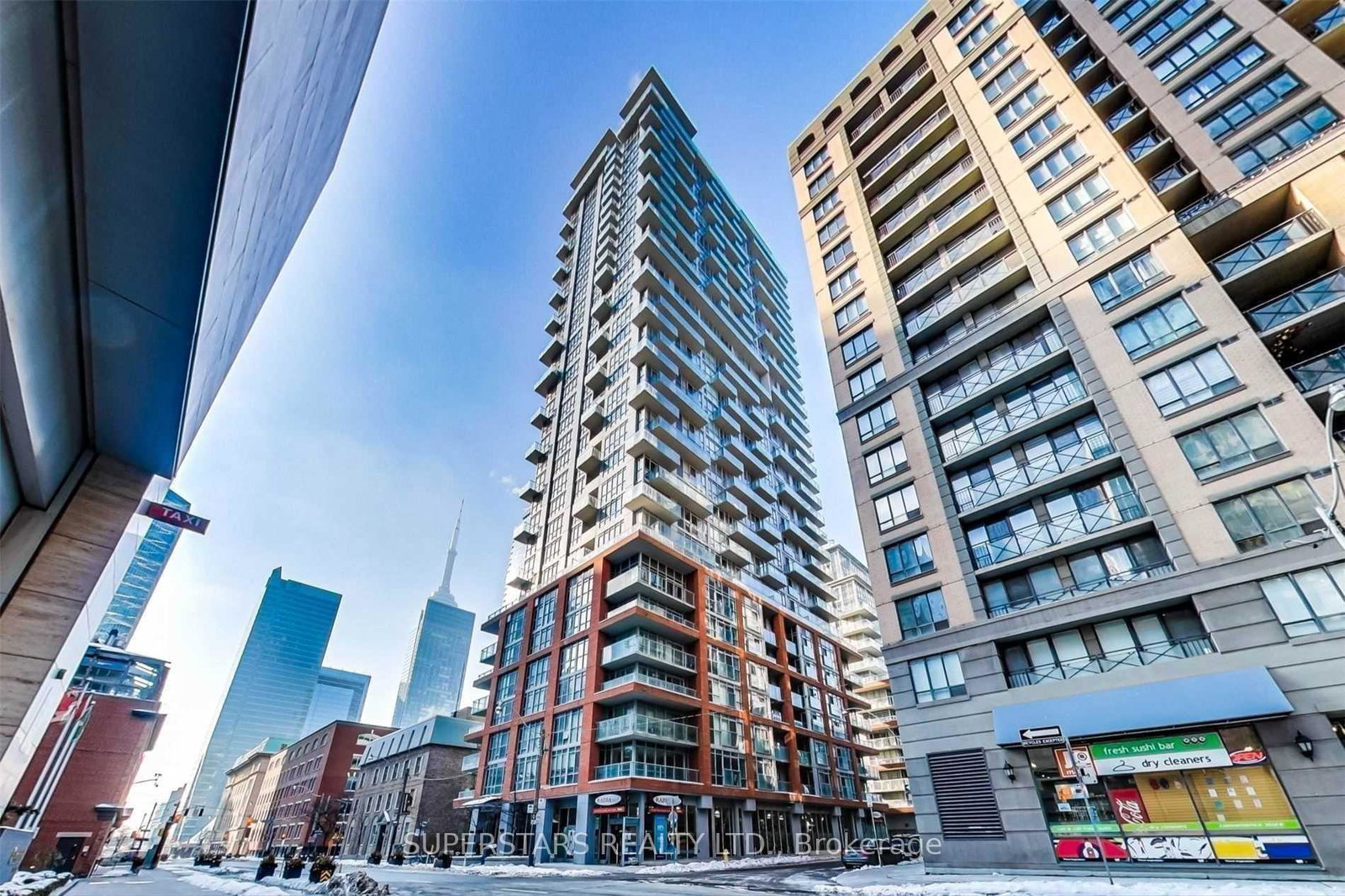 126-simcoe-street-toronto-ontario-c12830572
