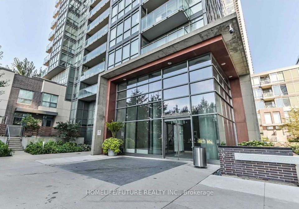 15-fort-york-boulevard-toronto-ontario-c12830976