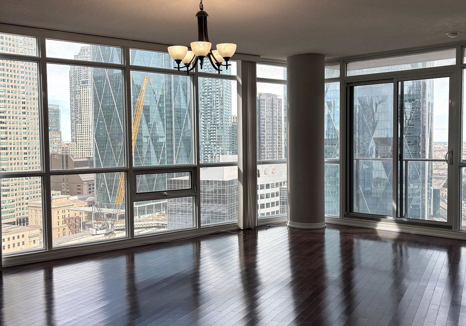 65-bremner-boulevard-toronto-ontario-c12831004