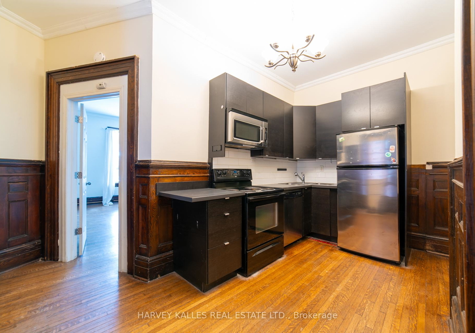 678-huron-street-toronto-ontario-c12831238