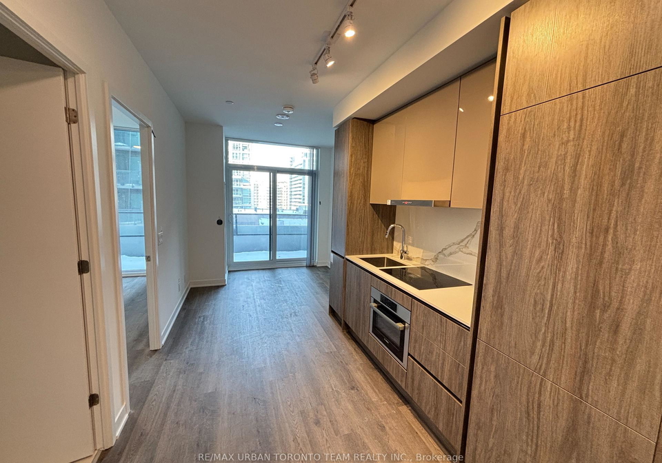 180-front-street-e-toronto-ontario-c12831270