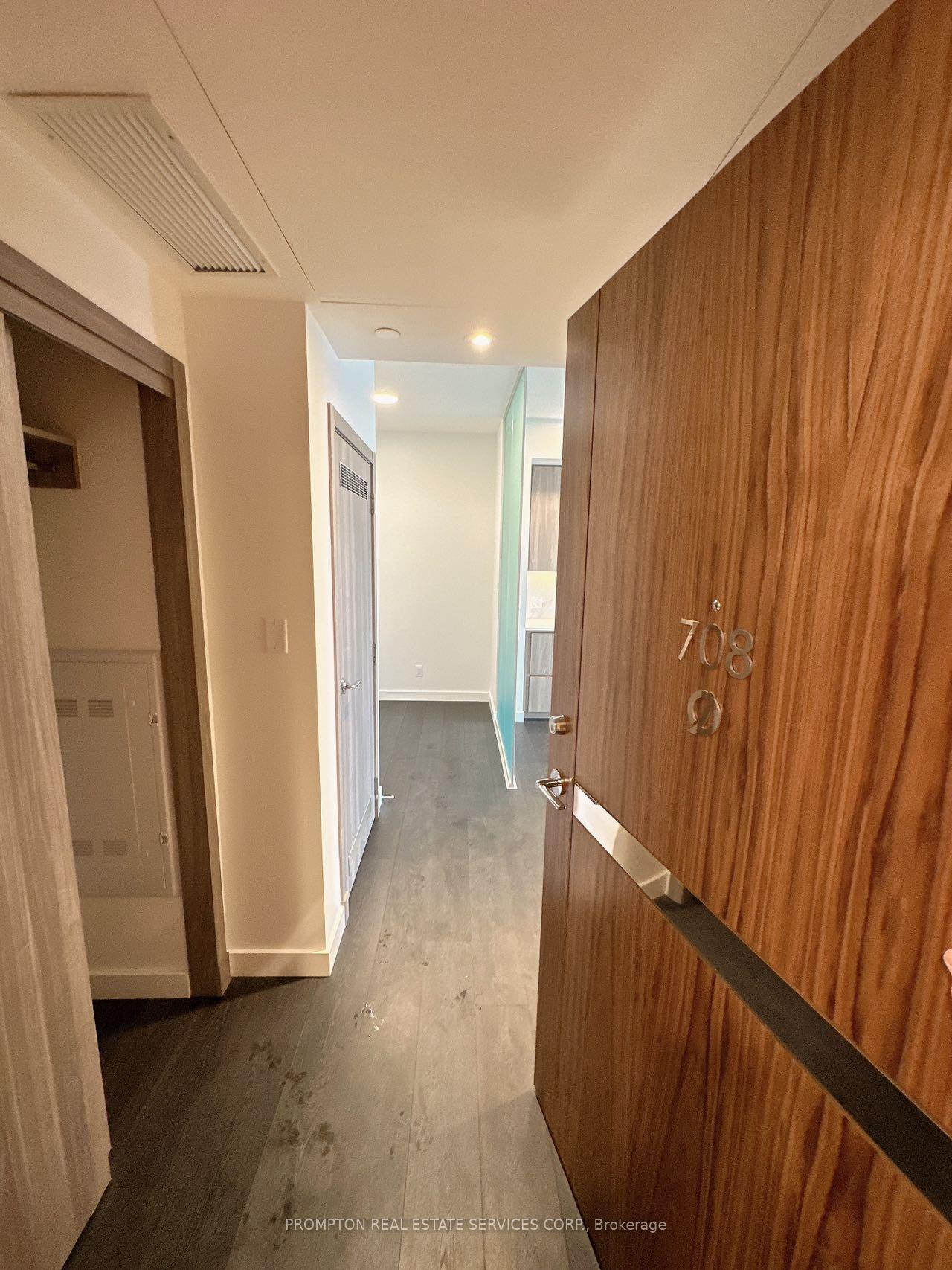 25-mcmahon-drive-north-york-ontario-c12831346