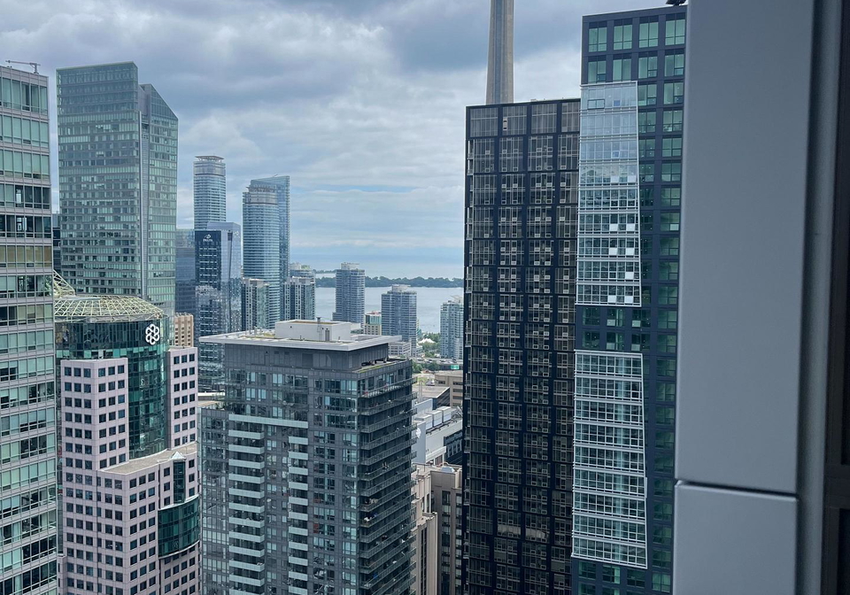 8-widmer-street-toronto-ontario-c12831434