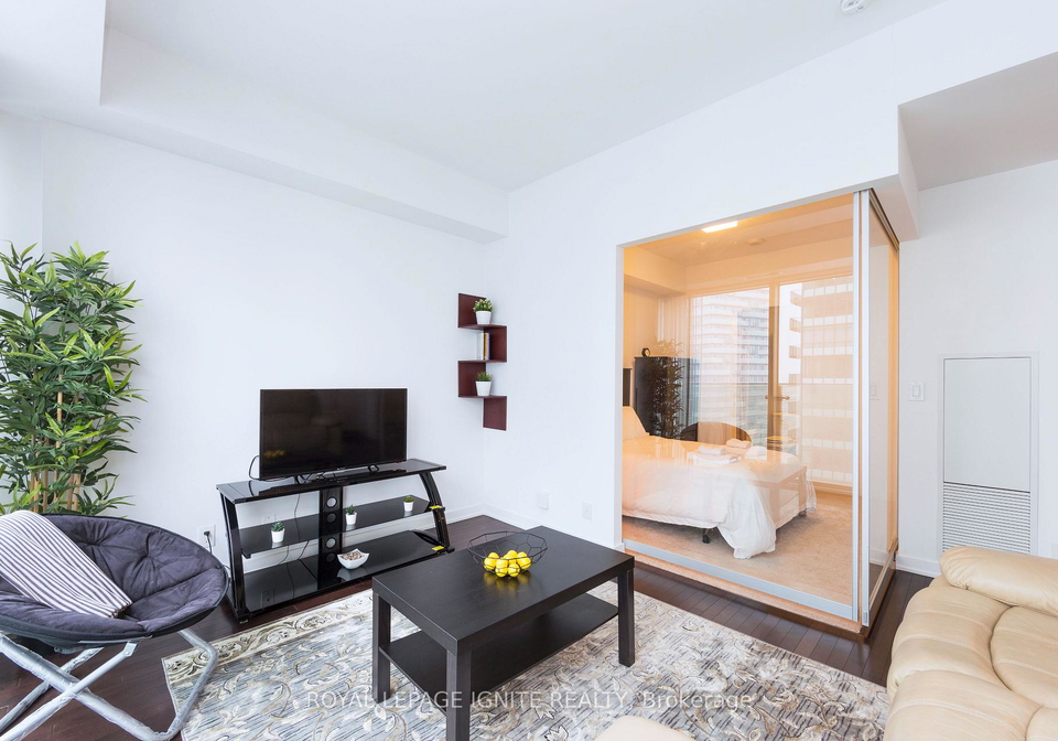 14-york-street-e-toronto-ontario-c12831470