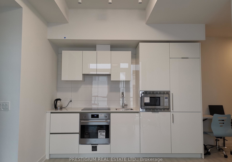 238-simcoe-street-toronto-ontario-c12831482