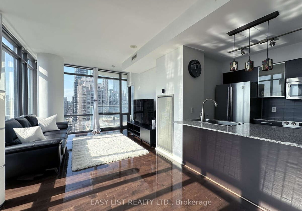 37-grosvenor-street-toronto-ontario-c12831624