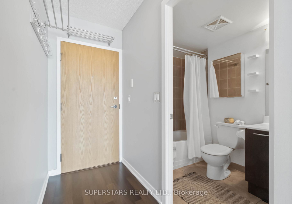 38-joe-shuster-way-toronto-ontario-c12831648