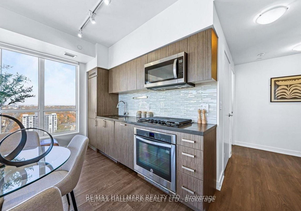 501-st-clair-avenue-w-toronto-ontario-c12831852