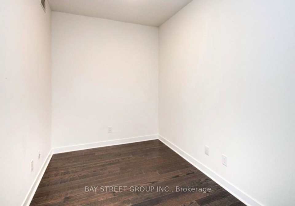 295-adelaide-street-w-toronto-ontario-c12832016