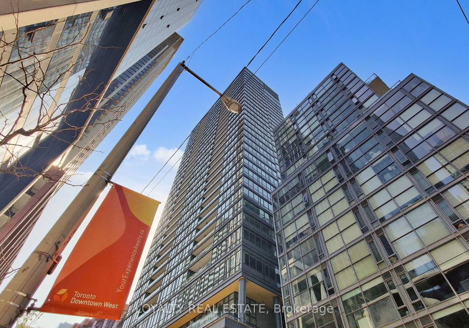 8-charlotte-street-toronto-ontario-c12832056