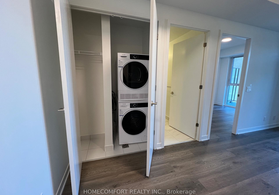 180-front-street-e-toronto-ontario-c12832058