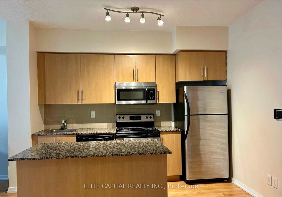 55-bremner-boulevard-toronto-ontario-c12832060