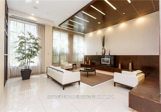 500-doris-avenue-north-york-ontario-c12832064